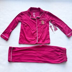 Girls Holiday Jersey Shirt Pajamas with Gingerbread Man Detail
NWT